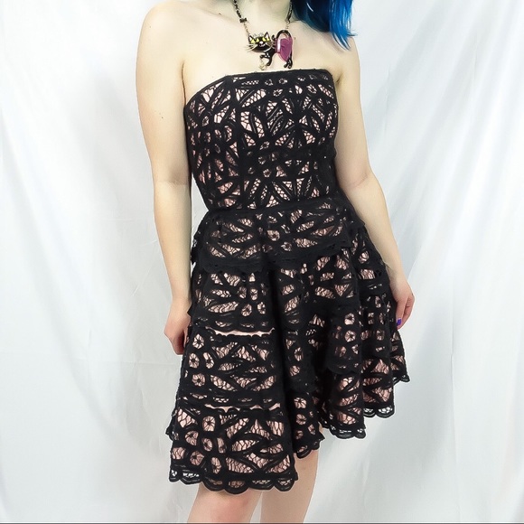 Sold🖤Betsey Johnson lace tiered dress - Picture 4 of 4